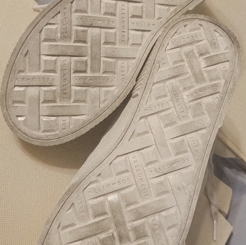 Yellow Box Cream Crochet Sneakers With Laces. - Picture 4 of 5